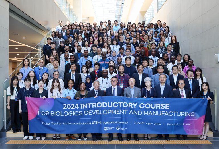 IMG_7272_Group photo(2)