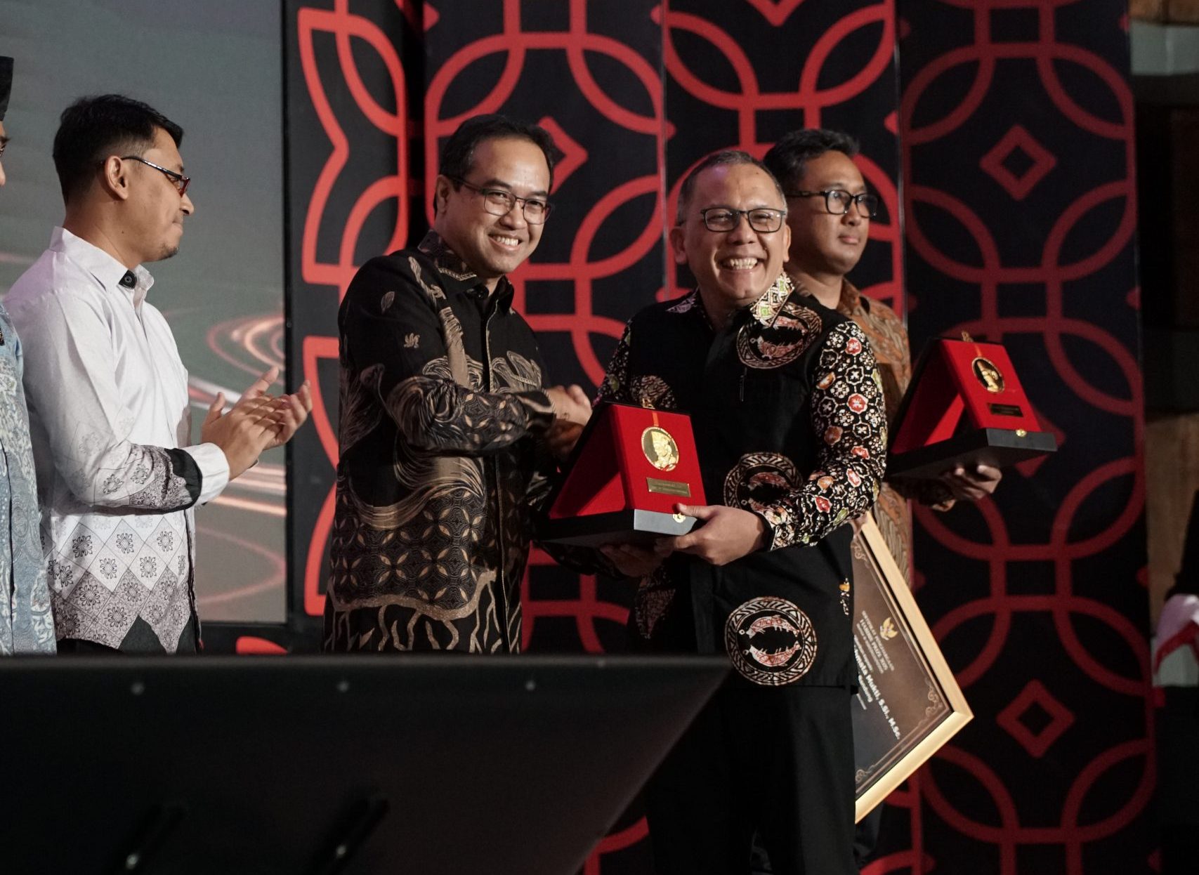 EHI Congratulates Dr. R. Tedjo Sasmono, Recipient of the 2025 Habibie Prize